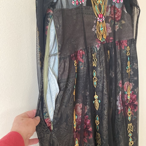 Beautiful dress embroidered netting over pattern sheath pockets empire waist - Picture 8 of 10